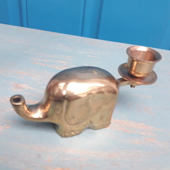 Vintage Brass Elephant Candlestick MCM Candle Holder Table Top Brass Animal gold - Picture 14 of 15